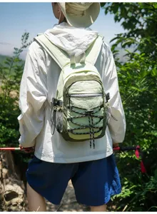 Leichter Outdoor Wanderrucksack, funktionelles Color-Block-Design, robustes Material, ideal.