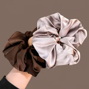 Franse Satijnen Grote Scrunchie Voor Dames Zijdeachtige Textuur Stof Haarelastiekje Effen Kleur Elegante Haaraccessoires