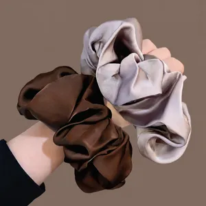 Zijde satin haarrekkers grote haarelastiekjes elegante haaraccessoires voor dames