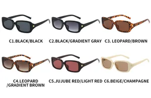 Stylish square sunglasses for women, classic retro rectangle frame with chic temple decor.