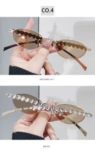 Modische Y2K Strass-Sonnenallee in ovaler Form für Damen, trendiger Metallrahmen mit Kristallen.