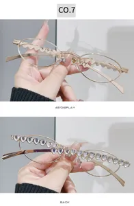 Modische ovale Metall-Brille mit Strass-Herz-Details, stilvoller Y2K-Brillenrahmen.