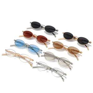 Y2K ovale Strass Mode Sonnenbrille und transparente Flachglasbrillen in mehreren Farben.