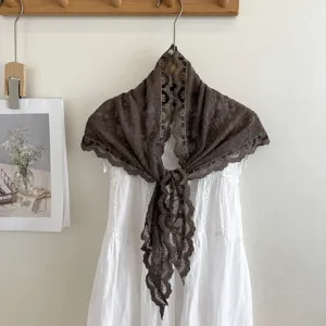 Bruine kanten driehoekige sjaal vrouwen herfst winter vintage veelzijdige laagjessjaal
