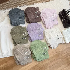 Ensemble 3 Pièces Bonnet Écharpe Et Gants Tricotés Chauds D'Hiver Fil à Pois Polyester Doux Style Coréen Accessoires D'Extérieur Pour Femmes