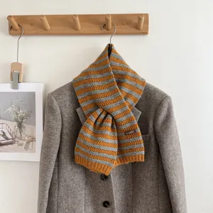 Gestreifter Strick-Winterschal für Damen, Wollmischung Crossover kuscheliger warmer Halswärmer