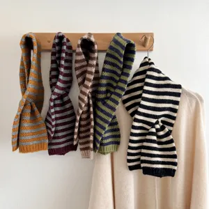Gemütlicher Strick-Ringelschal für Damen, winterwarmer, modischer Kragenwärmer Detail