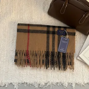 Bufanda de cuadros británicos clásica para hombre y mujer, chal cálido de invierno elegante.
