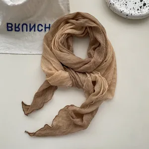 Gradient crinkled cotton linen scarf for women, versatile long shawl for spring and autumn.