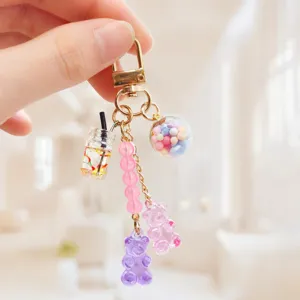 Porte-clés mignon en forme d'ours gélifié de dessin animé avec mini tasse boba et perles.