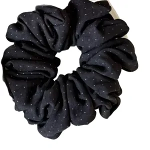 Retro minimalist polka dot brushed fabric hair scrunchie, gentle ponytail hair band for women.
