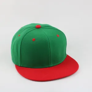 Color-blocked hip-hop baseball cap with flat brim, vibrant green and red style detail.