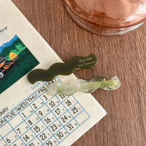 Green wavy acetate hair clips set, elegant geometric side hairpins for women styling
