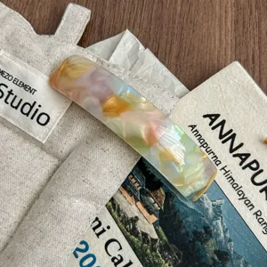 Korean style curved acetate hair clip minimalist marbled barrette for elegant hairstyles