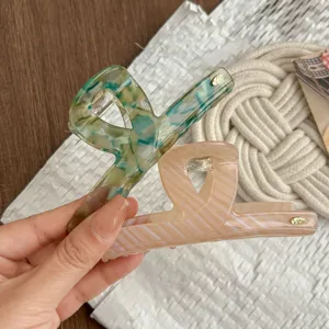 Korean acetate hair claw clip geometric hollow shark clip elegant hair accessory for women