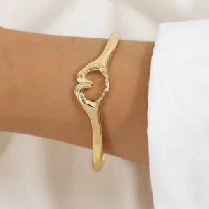 Femmes Vintage Couleur Or Alliage Cœur Main Geste Ouvert Manchette Bracelet Minimaliste Amour Geste Bracelets Bijoux Cadeau