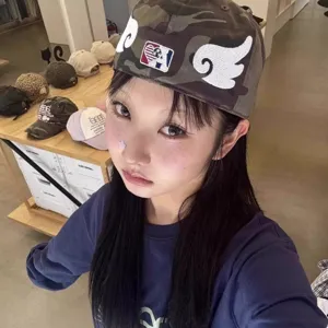 Casquette de baseball camouflage ailes d'ange coréenne streetwear visière plate style