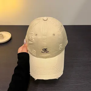 Gorra de beisbol beige desgastada con bordado elegante, sombrero de sol casual de algodon.