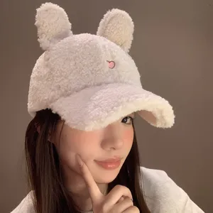 Casquette de baseball en peluche avec oreilles de lapin, bonnet doux en sherpa pour femmes.