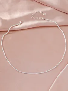 Silver sparkle chain necklace detail view, elegant clavicle chain with extension and clasp.