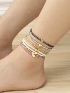 Set di cavigliere con perline di vetro colorate bohémien con ciondoli a cuore dorato da donna