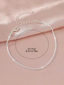 Silberner Glitzer Fußkettchen Detailansicht, eleganter Strand Fußschmuck mit Verlängerungskette.