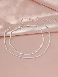 Doppellagige silberne glitzernde Fußkette mit Verlängerungskette, eleganter Schmuck.
