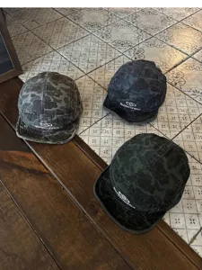 Casquette de camp vintage américaine à bord court en coton style streetwear camouflage été