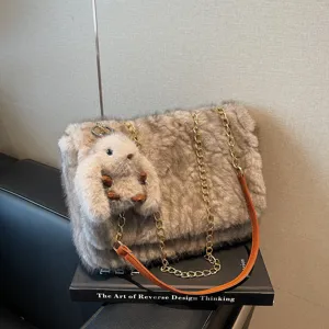 Sac à bandoulière en peluche d'hiver tendance avec chaîne et joli pendentif lapin pour femme