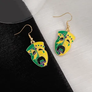 Boucles d'oreilles masque de carnaval bouffon, bijoux fantaisie en alliage émaillé coloré.