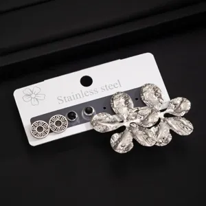 Edelstahl geometrisches Ohrring-Set, trendy süß-coole Blumen- und Ohrstecker-Kollektion.