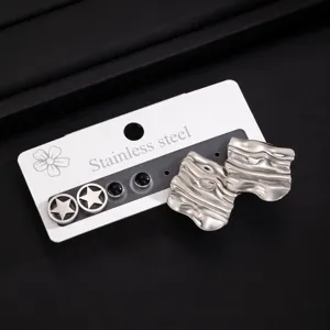 Edelstahl Geometrische Ohrringe Set mit Stern und Wellen Design für Damen Alltag.