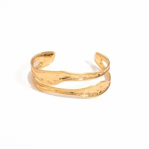 Exquisite gold irregular hollow open cuff bracelet, vintage metallic geometric heavy hand jewelry.
