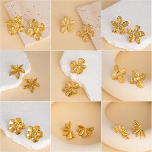 Minimalist Stainless Steel Floral Geometric Stud Earrings For Women Retro Golden Flower Ear Jewelry