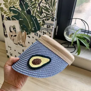 Kinder Sommer Sonnenschutz Kappe blaues Strohgewebe mit niedlicher Avocadostickerei
