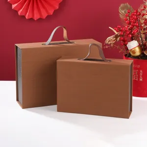 Detailed view of brown wood grain flip gift boxes with handles, perfect for festive weddings.