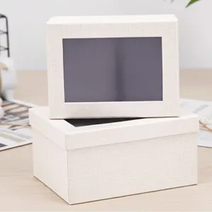 Caja de regalo crema con ventana transparente envase para cosmeticos y velas.