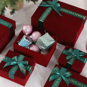 Velvet gift box luxury velvet packaging box for wedding party gift storage premium design.