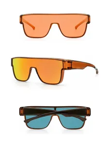 Modische Oversized Sonnenbrille für Damen und Herren mit transparentem braunen Rahmen und Gläsern.