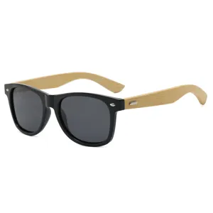 Classic retro sunglasses for men and women featuring stylish wooden bamboo temples and UV protection.