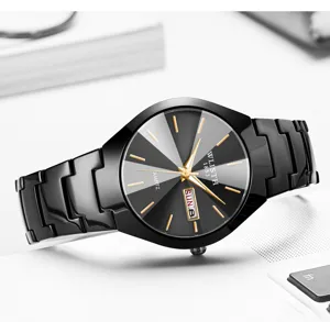 Orologio al quarzo con quadrante nero e cinturino in acciaio per uno stile elegante.