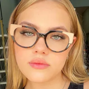 Women Anti-Blue Light Optical Glasses TR90 Large Frame Tortoiseshell Contrast Color Fashion Clear Lens Eyewear