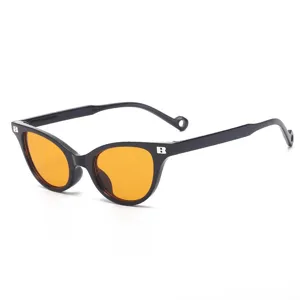 Fashion Cat Eye Sunglasses For Women Men Metal Letter Decor Streetwear UV400 Sun Glasses Trendy Eyewear
