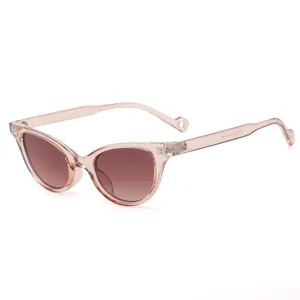 Transparent pink cat-eye sunglasses for women, stylish street fashion sun glasses UV400.