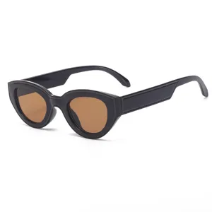 Fashion retro oval sunglasses for women, chic black thick frame cat eye sun glasses.