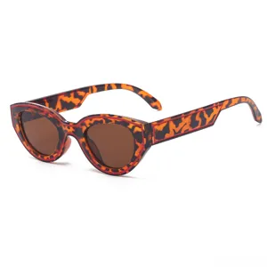 Retro tortoiseshell cat eye sunglasses with red trim trendy vintage chunky frame eyewear for women
