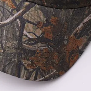Camouflage Baseballkappe Detailansicht, Outdoor gebogene Krempe Sonnenhut Textur und NahtNahaufnahme.