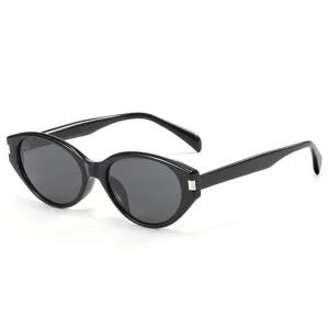 Black cat-eye polarized sunglasses for women and men fashion street style eyewear chic.