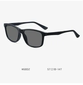 Herren TR ultraleichte quadratische Sonnenbrille polarisiert mit UV-Schutz und schwarzem Rahmen.