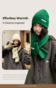 Detailansicht des dicken und warmen Winter Muetzen Schal und Handschuh Sets fuer Damen.